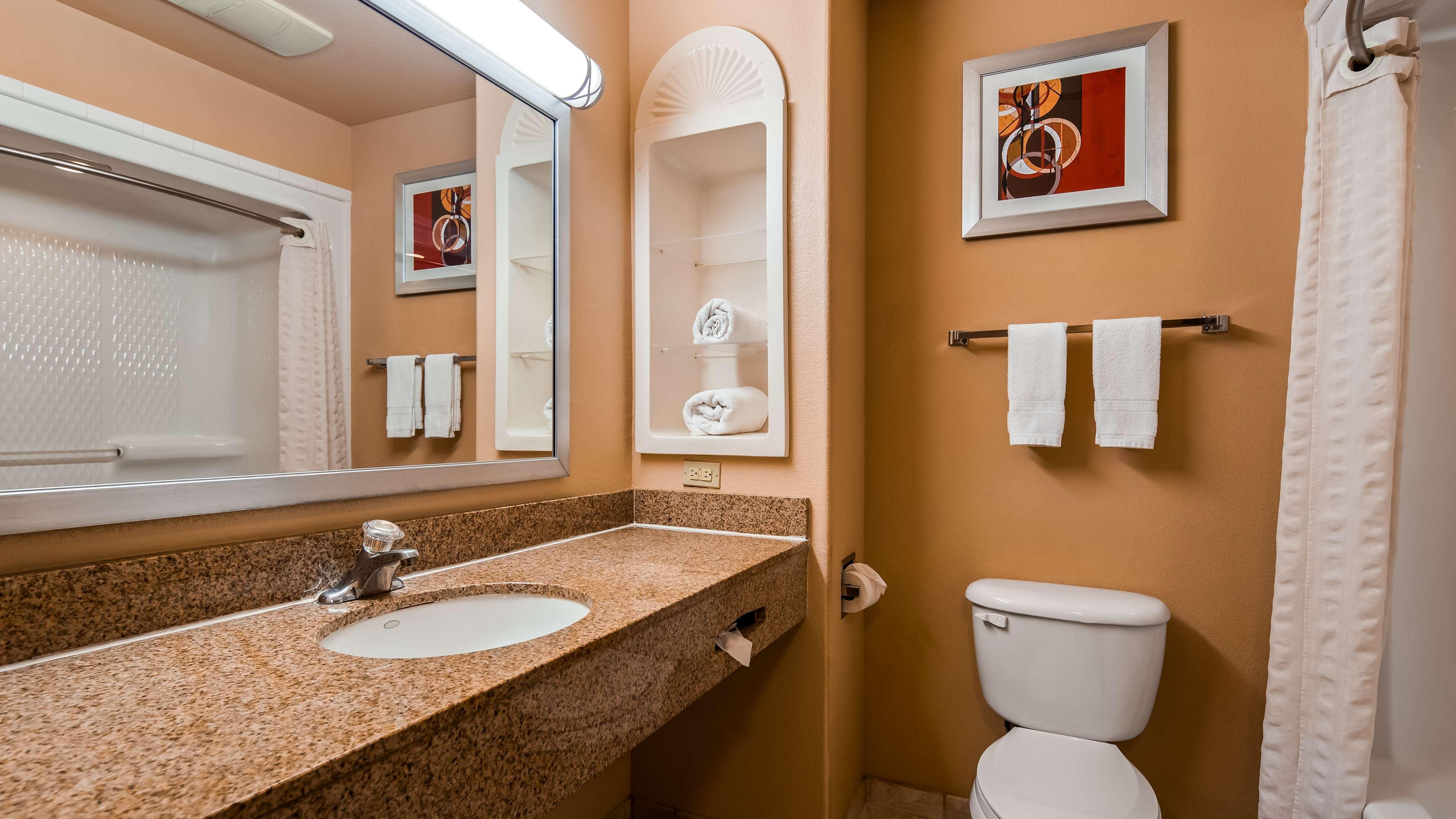 Best Western Plus The Woodlands Bagian luar foto