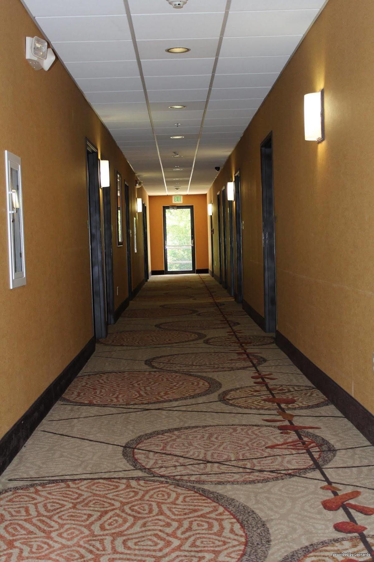 Best Western Plus The Woodlands Bagian luar foto